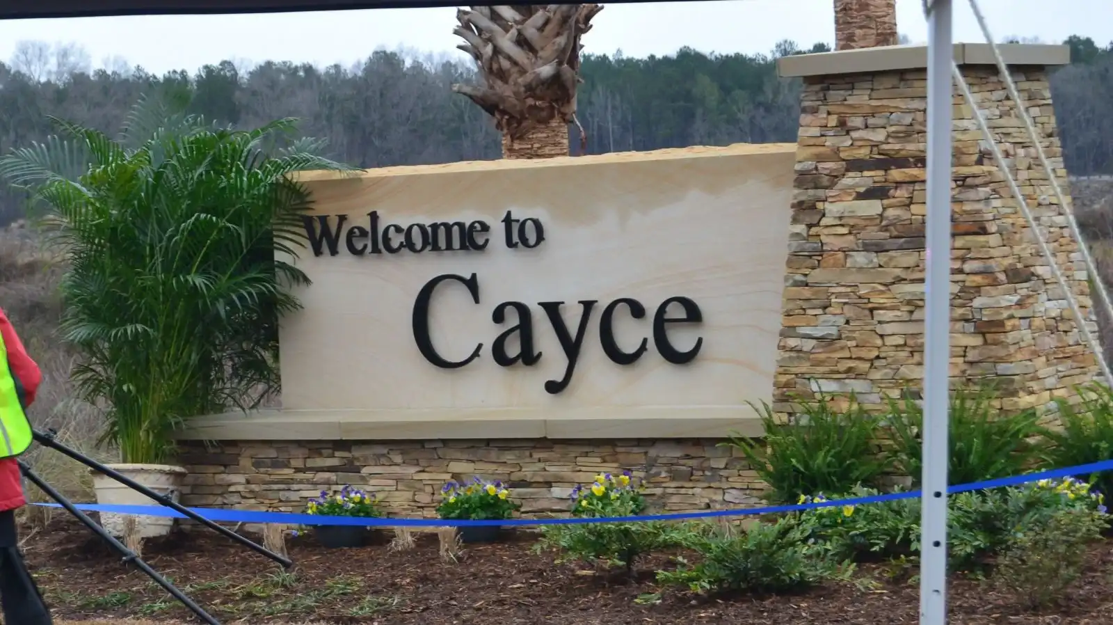 Cayce-Sign